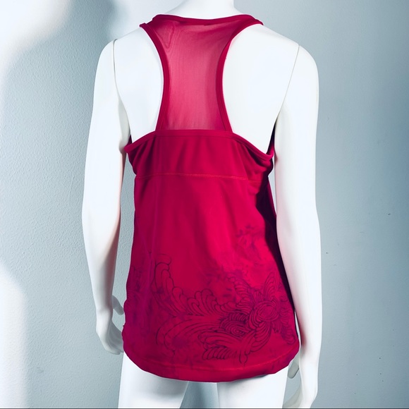 Magenta tank workout. No size tag. Size l/xL See approximate measurement pics. - Picture 3 of 14